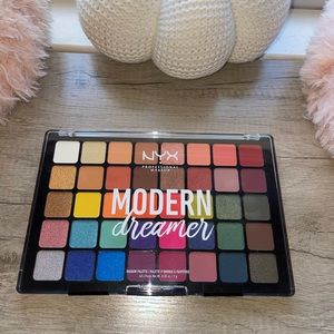 Nyx jumbo eyeshadow palette